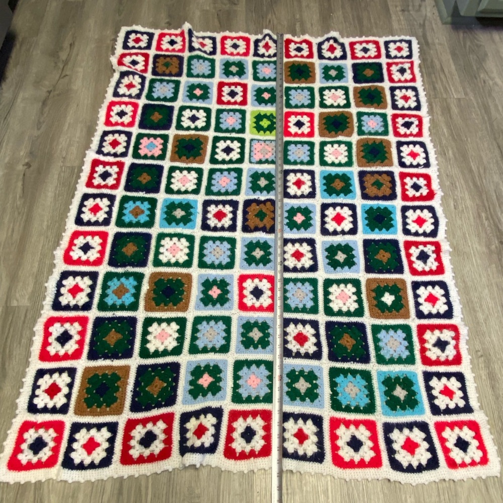 Handmade Afghan Granny Square Crocheted Throw Blanket 55x 41 Multicolor Vintage - Picture 3 of 4